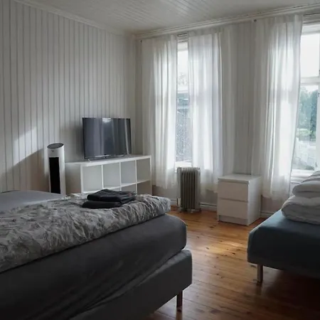 Apartment Nedre Jonholt Gard